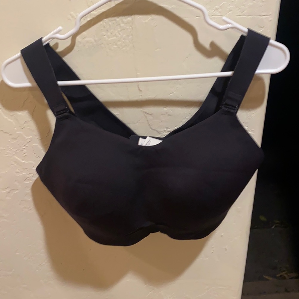 Lululemon sports bra 36e
